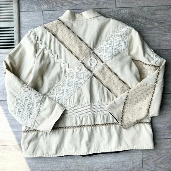 Bellessa Beige Embroidered Patchwork  Embellishment Jacket - Picture 11 of 15